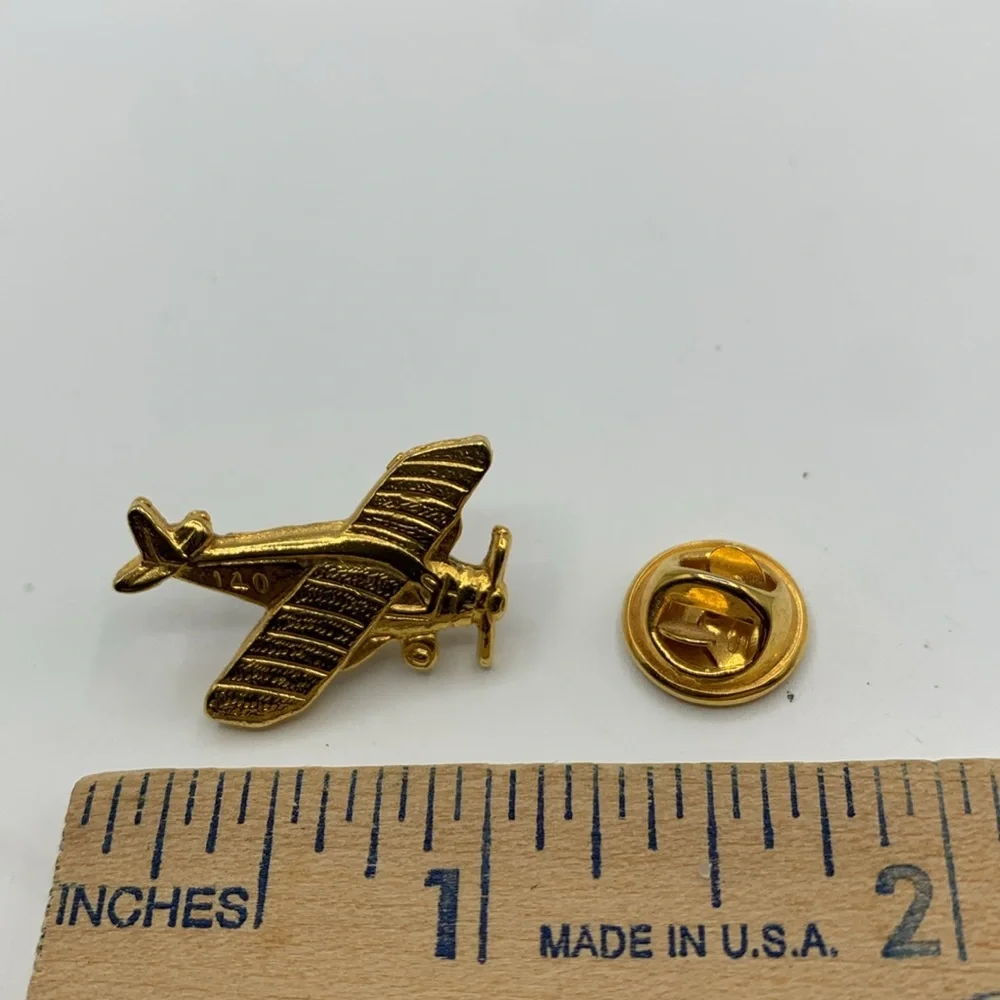 Cessna 140 Gold Airplane Lapel Pin - Classic Men’s Accessory